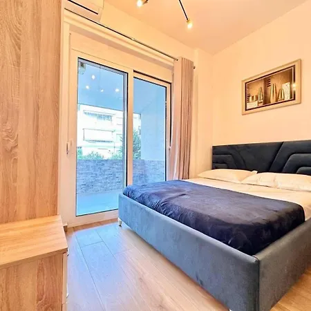 Apartment Royal Golem (Tirana)